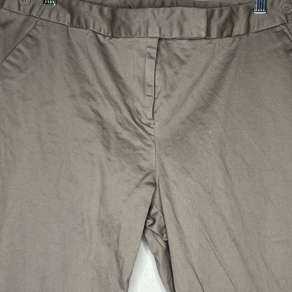 Attention Pants‎ - Picture 2 of 6